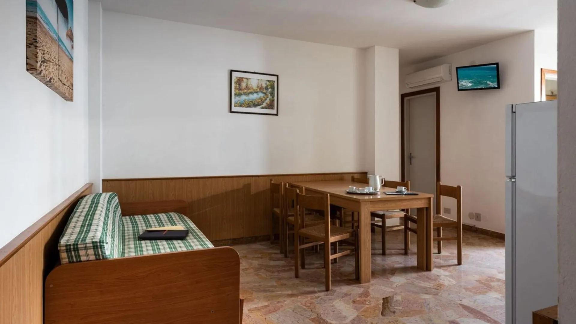 Seaside Getaway With Terrace In Bibione Apartment 0*,  Italy