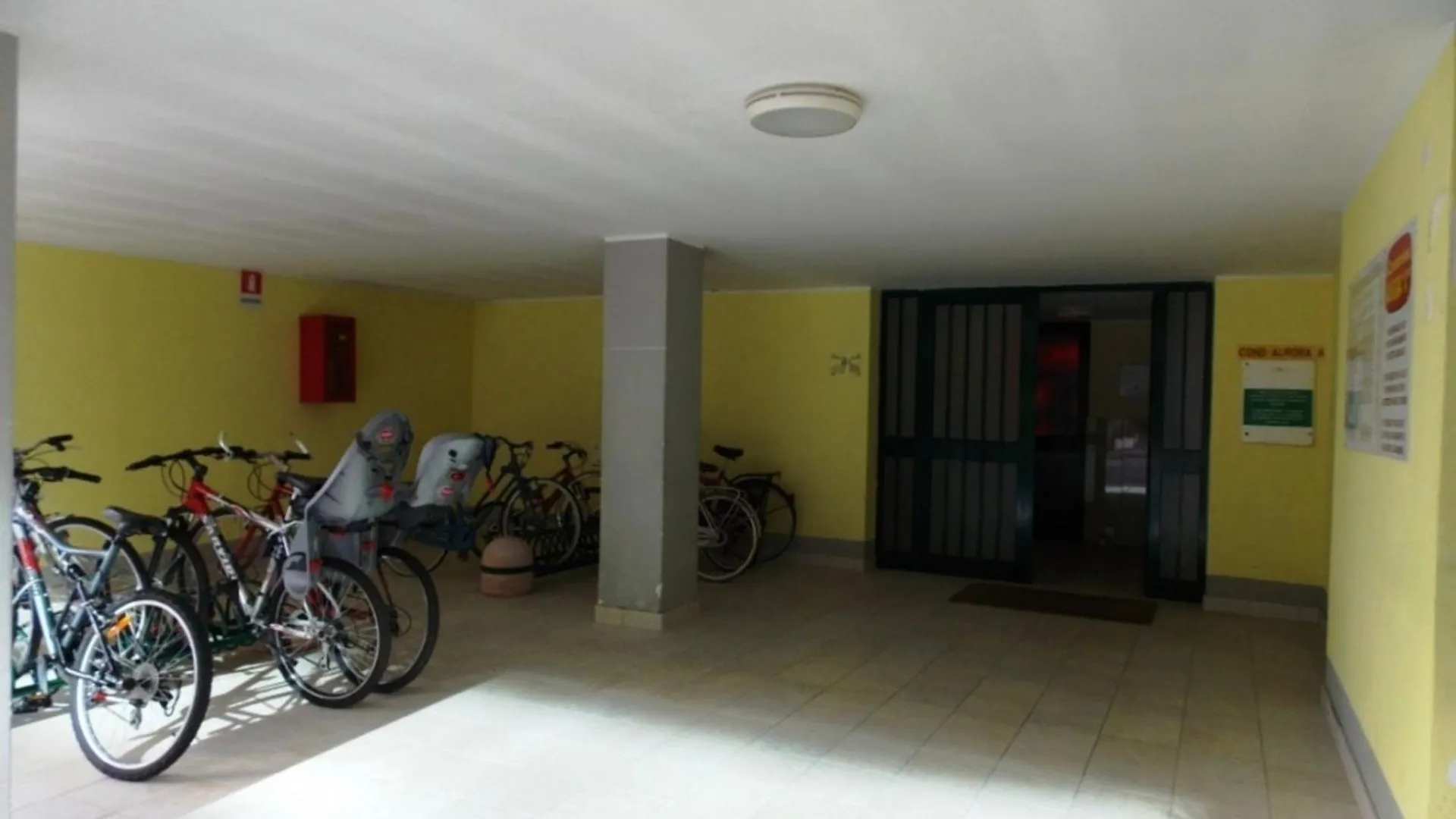 Seaside Getaway With Terrace In Bibione Apartment 0*,  Italy